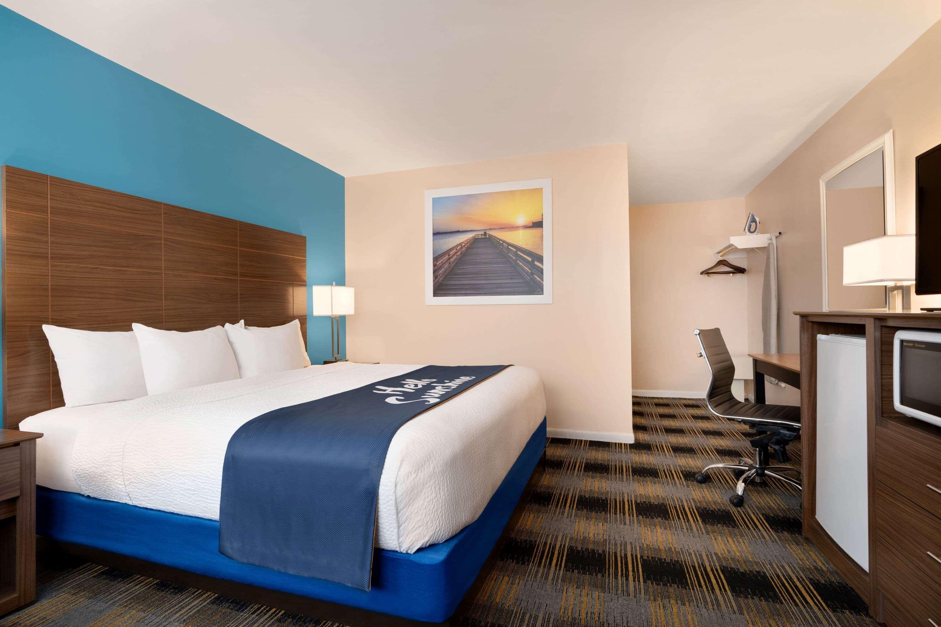 Days Inn By Wyndham Middletown/Newport Area Exterior foto