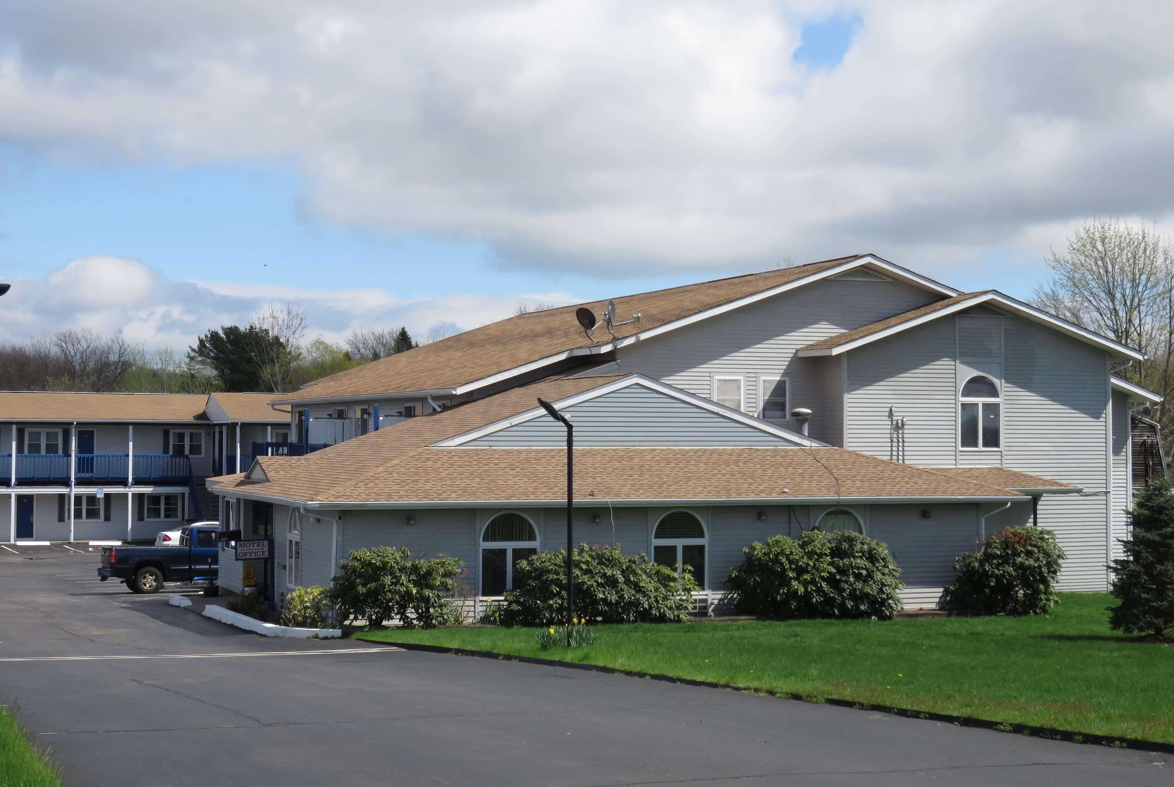 Days Inn By Wyndham Middletown/Newport Area Exterior foto