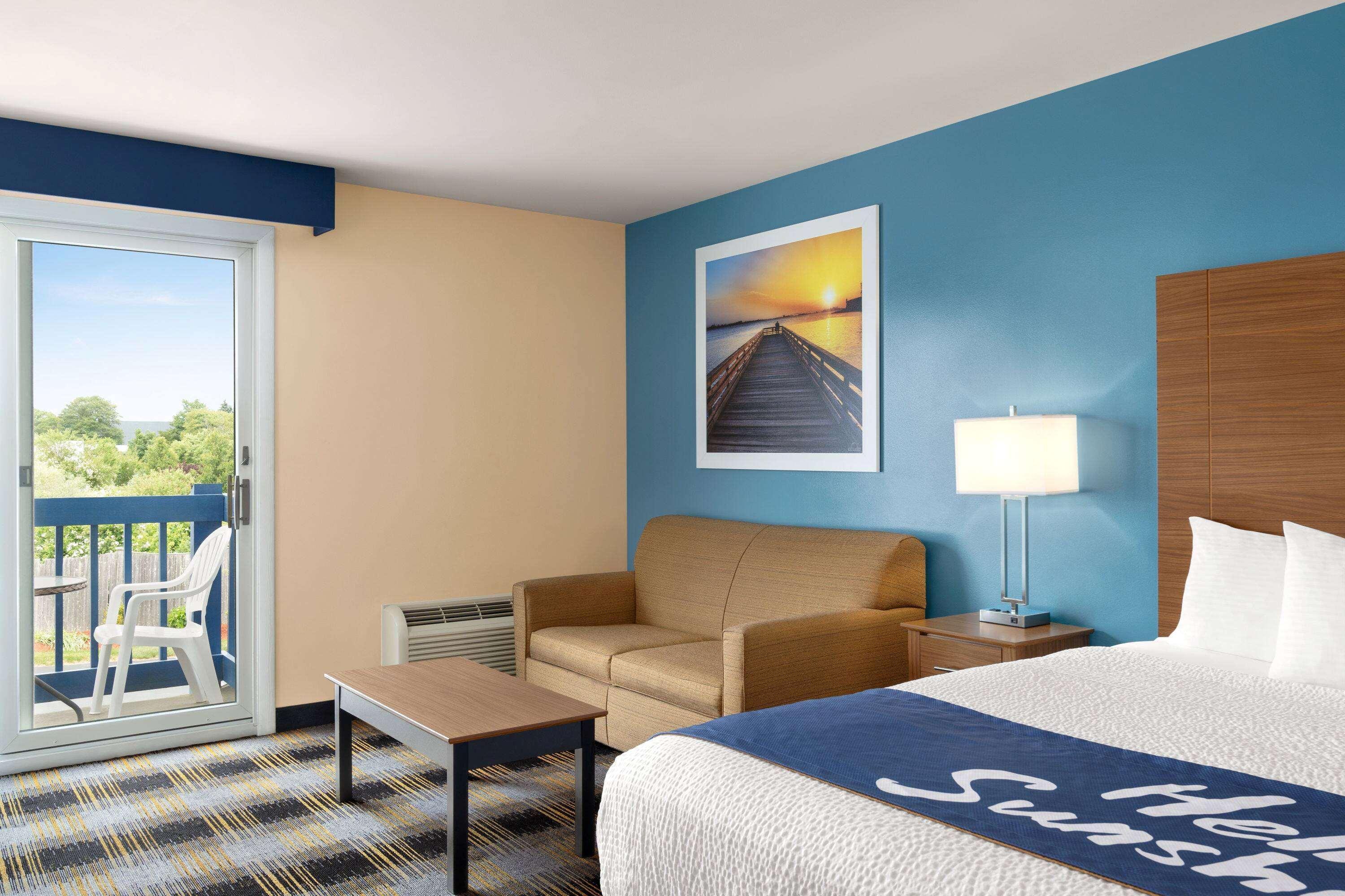 Days Inn By Wyndham Middletown/Newport Area Exterior foto